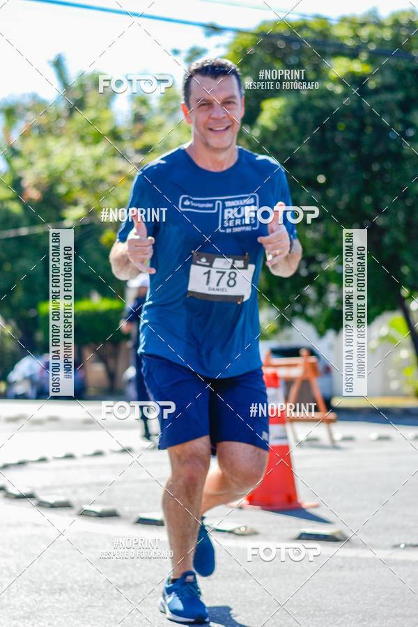 Buy your photos of the eventSANTANDER TRACK&FIELD RUN SERIES BH Shopping on Fotop