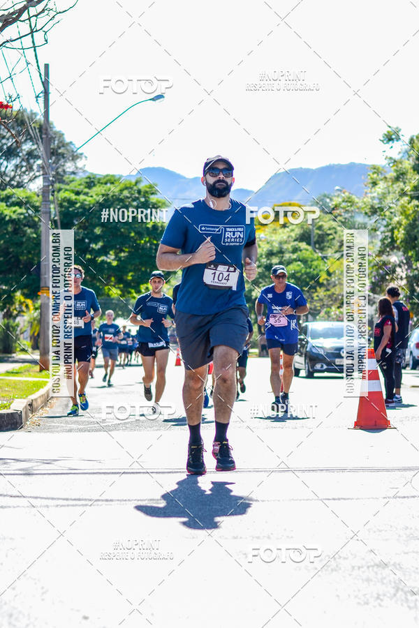 Buy your photos of the eventSANTANDER TRACK&FIELD RUN SERIES BH Shopping on Fotop
