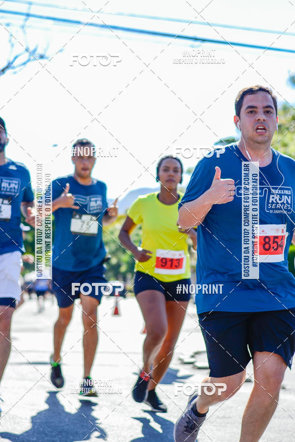 Buy your photos of the eventSANTANDER TRACK&FIELD RUN SERIES BH Shopping on Fotop