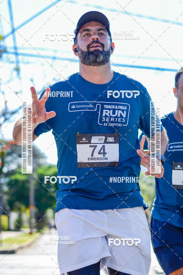 Buy your photos of the eventSANTANDER TRACK&FIELD RUN SERIES BH Shopping on Fotop