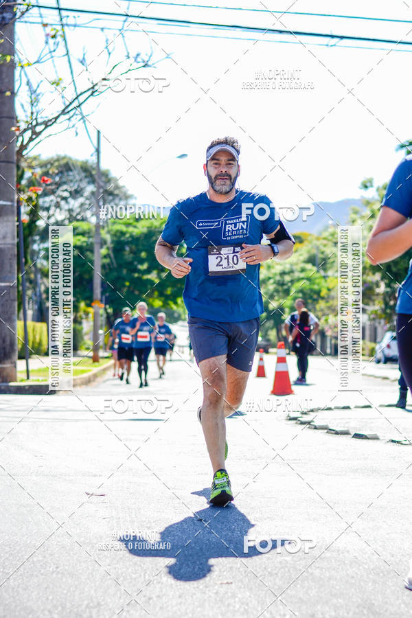 Buy your photos of the eventSANTANDER TRACK&FIELD RUN SERIES BH Shopping on Fotop