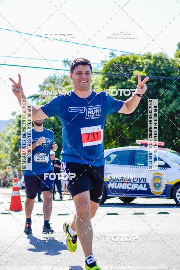 Buy your photos of the eventSANTANDER TRACK&FIELD RUN SERIES BH Shopping on Fotop