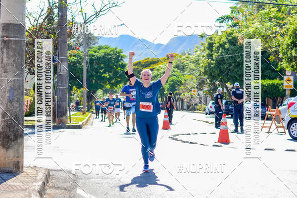 Buy your photos of the eventSANTANDER TRACK&FIELD RUN SERIES BH Shopping on Fotop