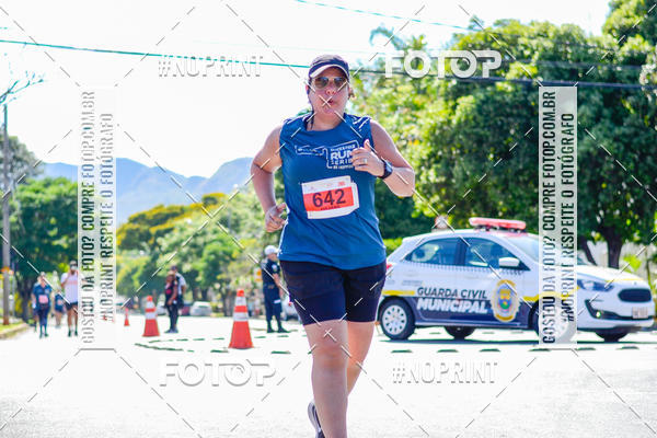 Buy your photos of the eventSANTANDER TRACK&FIELD RUN SERIES BH Shopping on Fotop