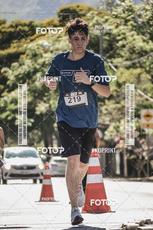 Buy your photos of the eventSANTANDER TRACK&FIELD RUN SERIES BH Shopping on Fotop
