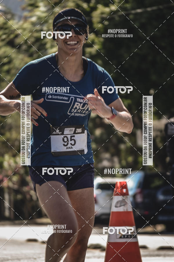 Buy your photos of the eventSANTANDER TRACK&FIELD RUN SERIES BH Shopping on Fotop