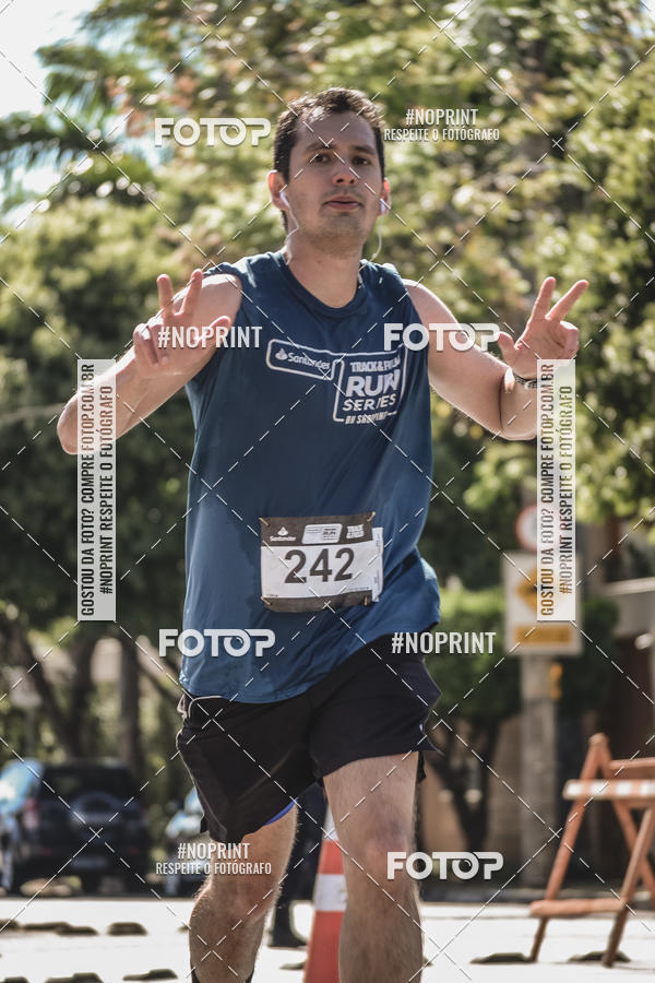 Buy your photos of the eventSANTANDER TRACK&FIELD RUN SERIES BH Shopping on Fotop