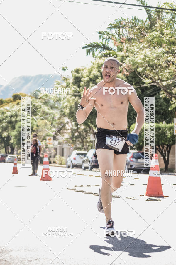 Buy your photos of the eventSANTANDER TRACK&FIELD RUN SERIES BH Shopping on Fotop