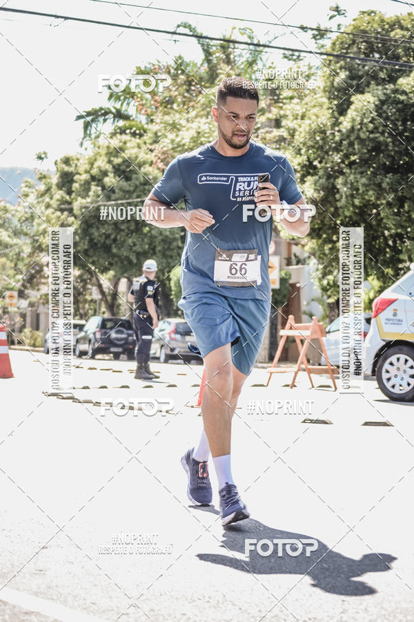 Buy your photos of the eventSANTANDER TRACK&FIELD RUN SERIES BH Shopping on Fotop