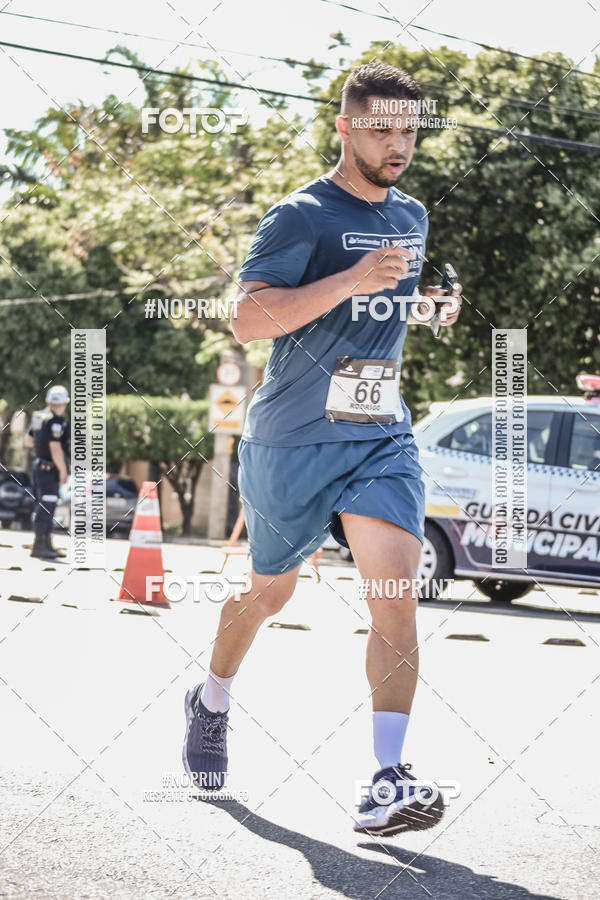 Buy your photos of the eventSANTANDER TRACK&FIELD RUN SERIES BH Shopping on Fotop