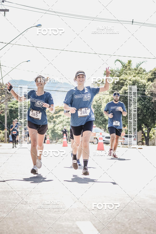Buy your photos of the eventSANTANDER TRACK&FIELD RUN SERIES BH Shopping on Fotop