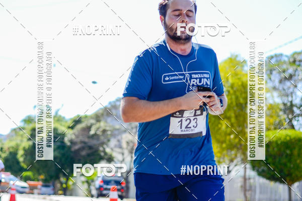 Buy your photos of the eventSANTANDER TRACK&FIELD RUN SERIES BH Shopping on Fotop