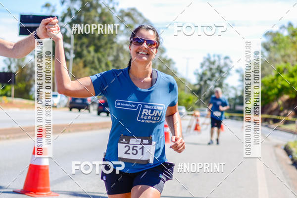 Buy your photos of the eventSANTANDER TRACK&FIELD RUN SERIES BH Shopping on Fotop