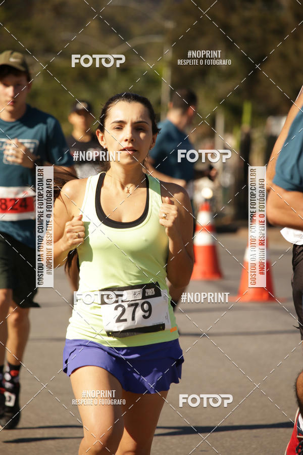Buy your photos of the eventSANTANDER TRACK&FIELD RUN SERIES BH Shopping on Fotop