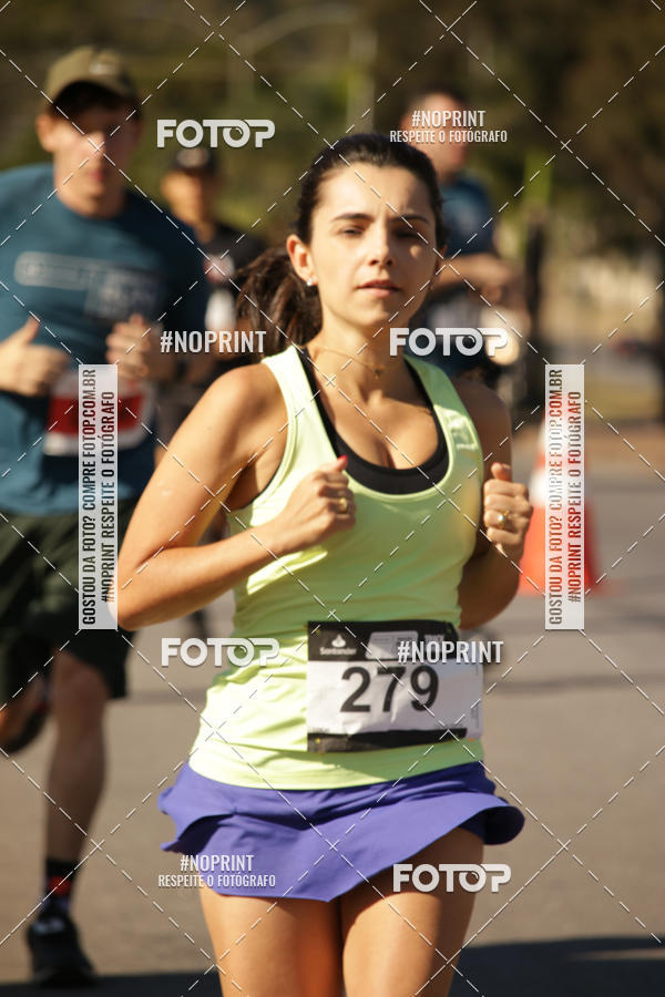 Buy your photos of the eventSANTANDER TRACK&FIELD RUN SERIES BH Shopping on Fotop