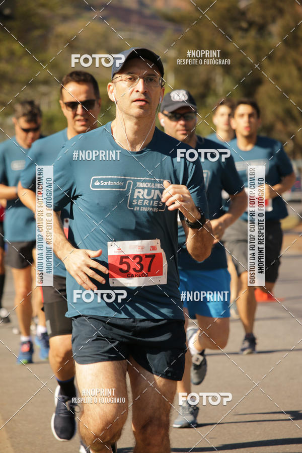 Buy your photos of the eventSANTANDER TRACK&FIELD RUN SERIES BH Shopping on Fotop