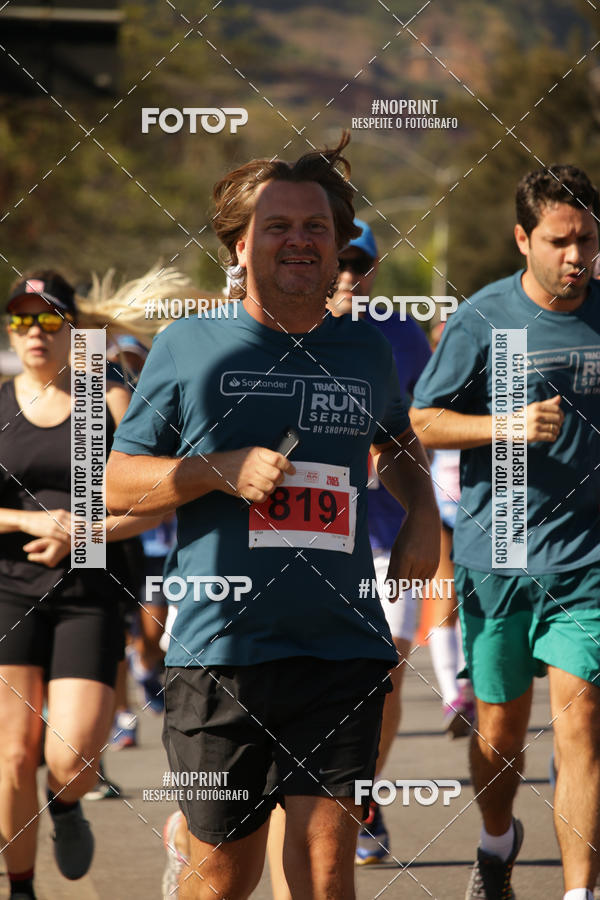 Buy your photos of the eventSANTANDER TRACK&FIELD RUN SERIES BH Shopping on Fotop