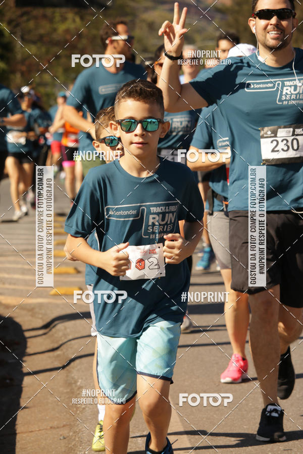 Buy your photos of the eventSANTANDER TRACK&FIELD RUN SERIES BH Shopping on Fotop