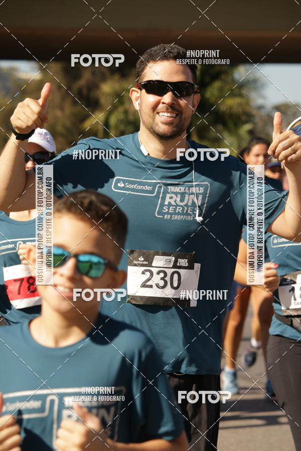 Buy your photos of the eventSANTANDER TRACK&FIELD RUN SERIES BH Shopping on Fotop