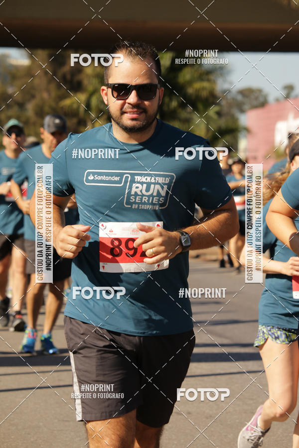 Buy your photos of the eventSANTANDER TRACK&FIELD RUN SERIES BH Shopping on Fotop