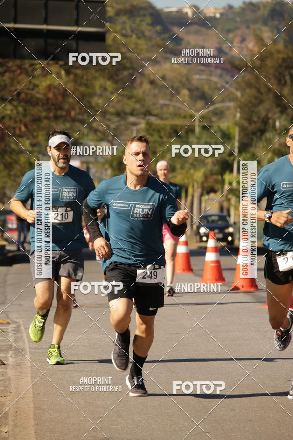 Buy your photos of the eventSANTANDER TRACK&FIELD RUN SERIES BH Shopping on Fotop