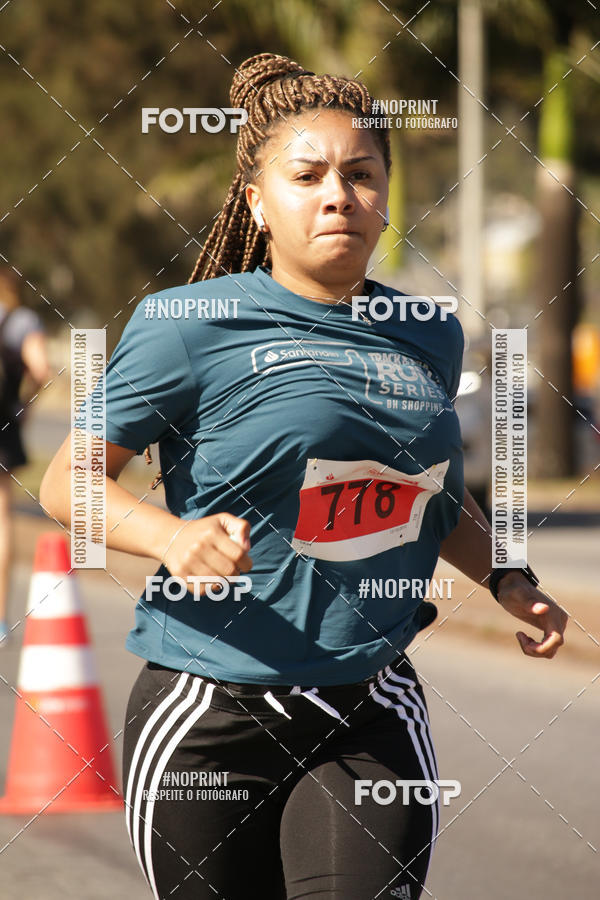Buy your photos of the eventSANTANDER TRACK&FIELD RUN SERIES BH Shopping on Fotop
