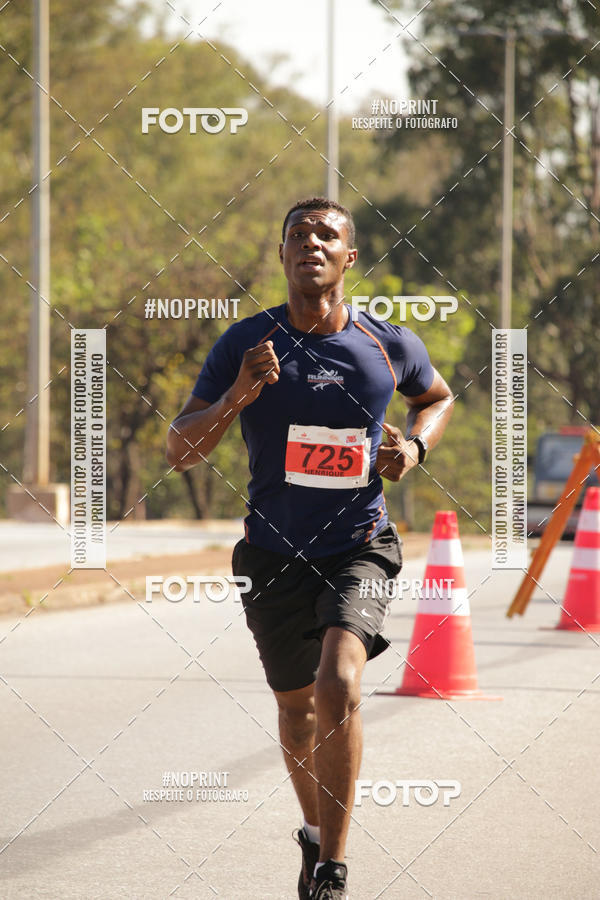 Buy your photos of the eventSANTANDER TRACK&FIELD RUN SERIES BH Shopping on Fotop