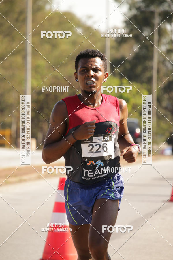 Buy your photos of the eventSANTANDER TRACK&FIELD RUN SERIES BH Shopping on Fotop