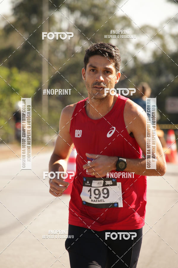 Buy your photos of the eventSANTANDER TRACK&FIELD RUN SERIES BH Shopping on Fotop