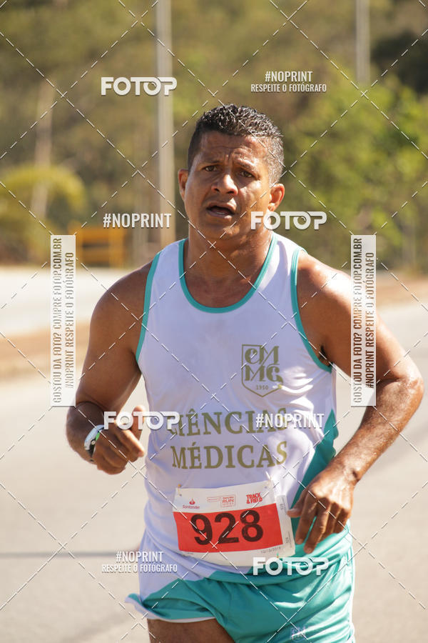 Buy your photos of the eventSANTANDER TRACK&FIELD RUN SERIES BH Shopping on Fotop