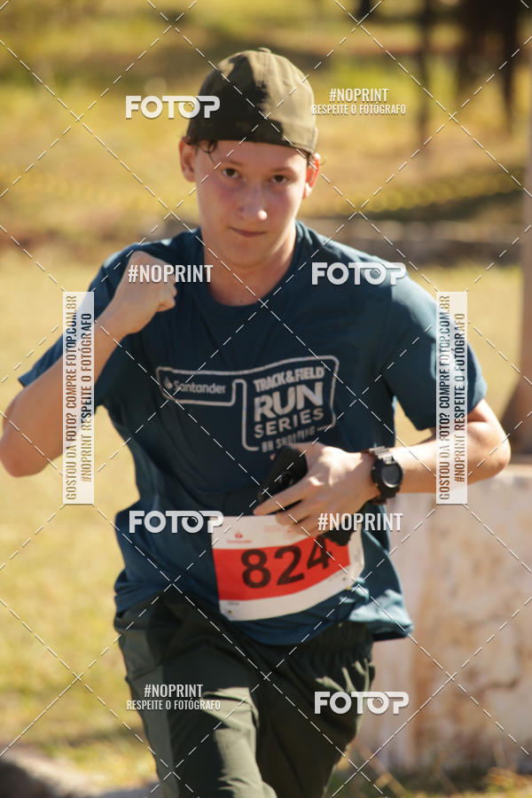 Buy your photos of the eventSANTANDER TRACK&FIELD RUN SERIES BH Shopping on Fotop