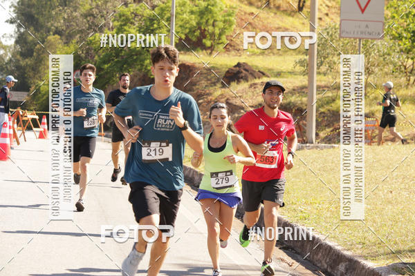 Buy your photos of the eventSANTANDER TRACK&FIELD RUN SERIES BH Shopping on Fotop