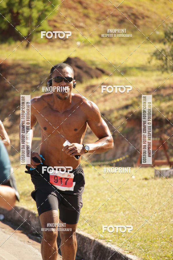 Buy your photos of the eventSANTANDER TRACK&FIELD RUN SERIES BH Shopping on Fotop