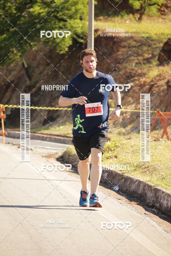 Buy your photos of the eventSANTANDER TRACK&FIELD RUN SERIES BH Shopping on Fotop