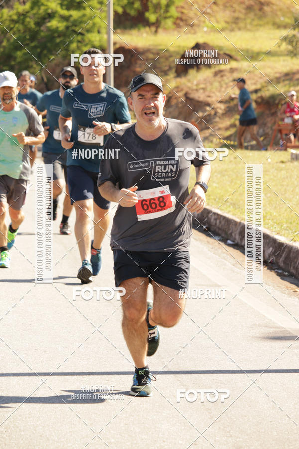 Buy your photos of the eventSANTANDER TRACK&FIELD RUN SERIES BH Shopping on Fotop