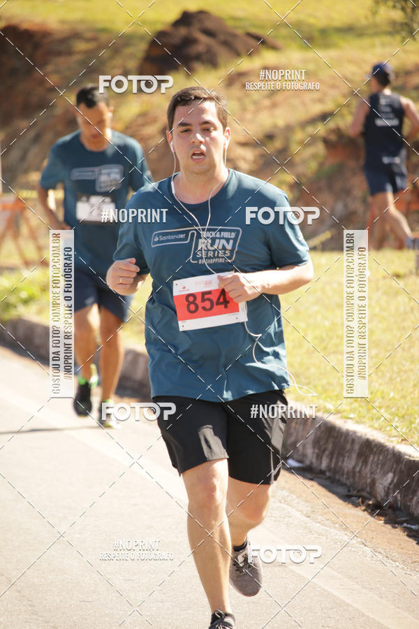 Buy your photos of the eventSANTANDER TRACK&FIELD RUN SERIES BH Shopping on Fotop