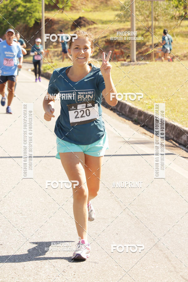 Buy your photos of the eventSANTANDER TRACK&FIELD RUN SERIES BH Shopping on Fotop