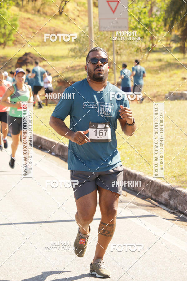 Buy your photos of the eventSANTANDER TRACK&FIELD RUN SERIES BH Shopping on Fotop