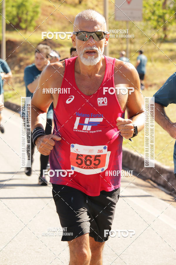 Buy your photos of the eventSANTANDER TRACK&FIELD RUN SERIES BH Shopping on Fotop