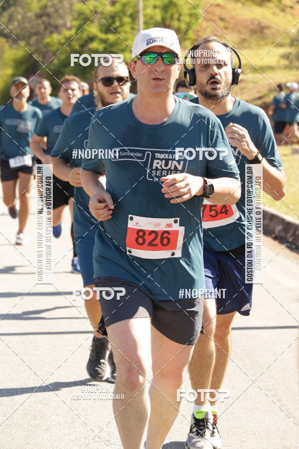 Buy your photos of the eventSANTANDER TRACK&FIELD RUN SERIES BH Shopping on Fotop