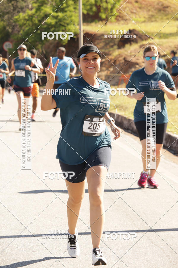 Buy your photos of the eventSANTANDER TRACK&FIELD RUN SERIES BH Shopping on Fotop