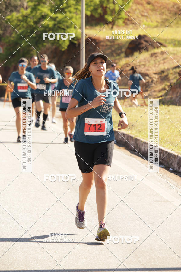 Buy your photos of the eventSANTANDER TRACK&FIELD RUN SERIES BH Shopping on Fotop