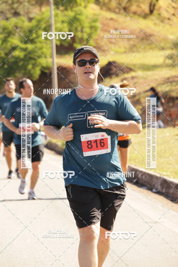 Buy your photos of the eventSANTANDER TRACK&FIELD RUN SERIES BH Shopping on Fotop