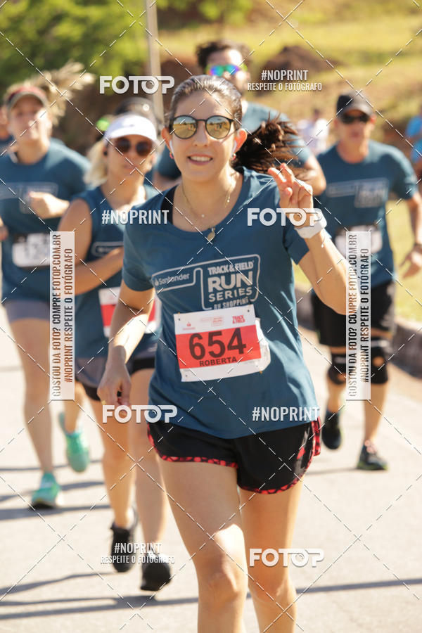 Buy your photos of the eventSANTANDER TRACK&FIELD RUN SERIES BH Shopping on Fotop