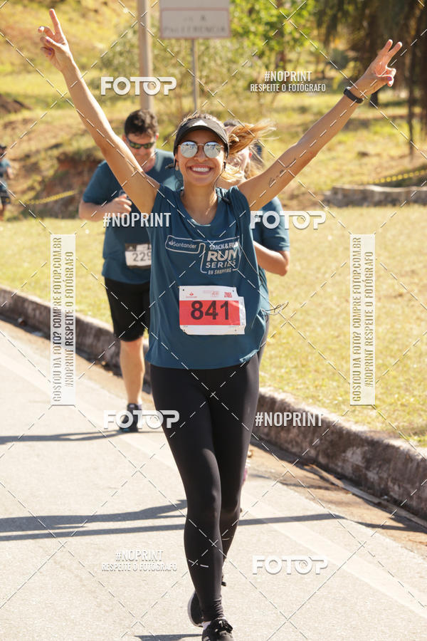 Buy your photos of the eventSANTANDER TRACK&FIELD RUN SERIES BH Shopping on Fotop