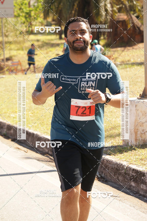 Buy your photos of the eventSANTANDER TRACK&FIELD RUN SERIES BH Shopping on Fotop