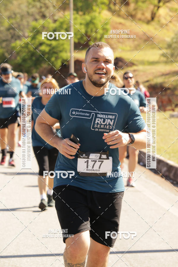 Buy your photos of the eventSANTANDER TRACK&FIELD RUN SERIES BH Shopping on Fotop