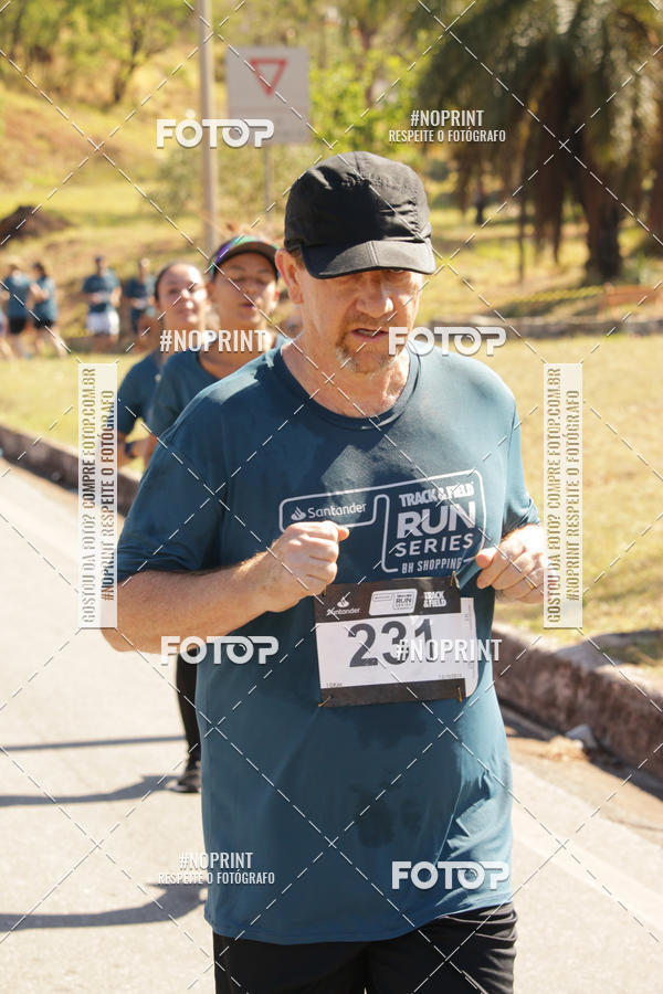 Buy your photos of the eventSANTANDER TRACK&FIELD RUN SERIES BH Shopping on Fotop