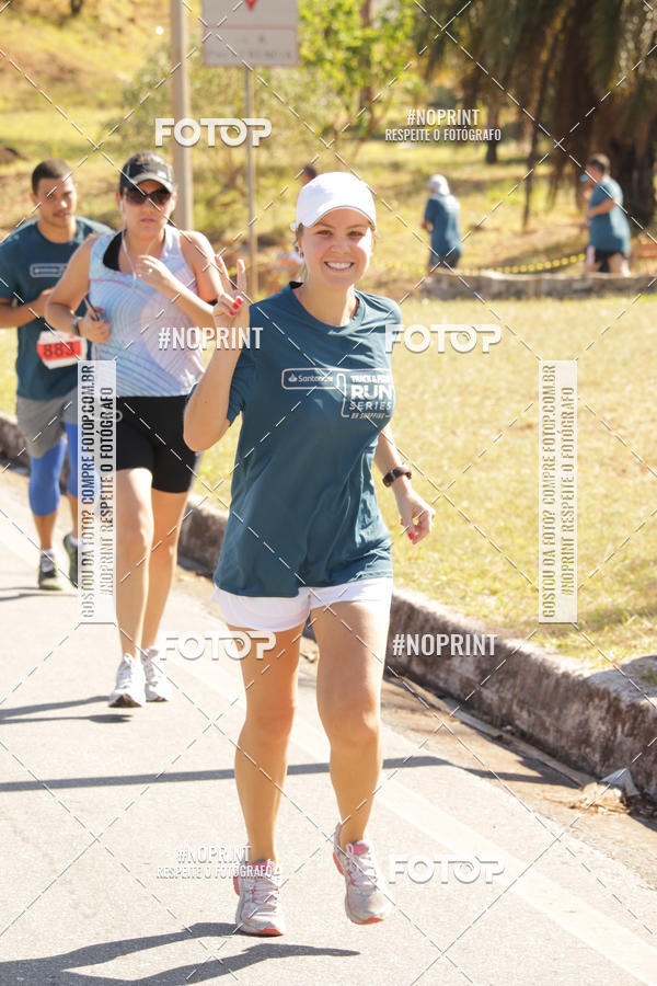 Buy your photos of the eventSANTANDER TRACK&FIELD RUN SERIES BH Shopping on Fotop