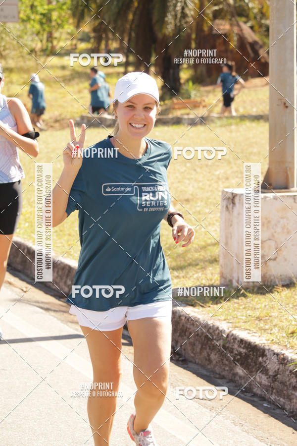 Buy your photos of the eventSANTANDER TRACK&FIELD RUN SERIES BH Shopping on Fotop